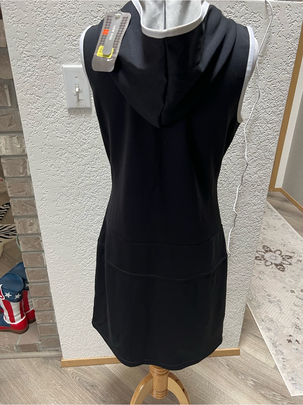 NWT Nike Women’s Essential Sleeveless Hooded Swim Cover-Up Dress - Picture 5 of 9